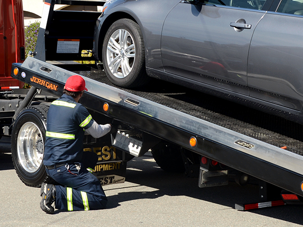 How to Choose a Reliable Towing Company?